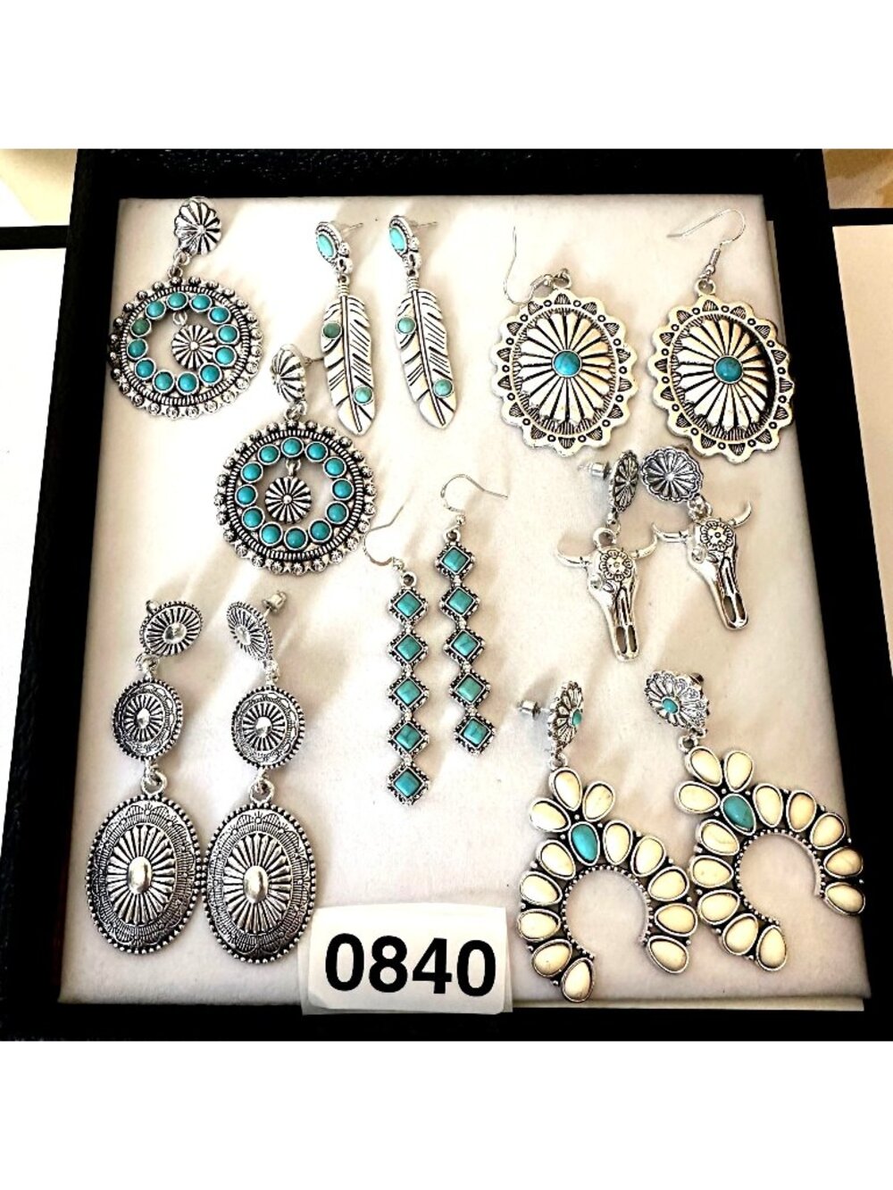 Costume Jewelry Lot Western Style Faux Turquoise Silver Tone Pierced Earrings - Picture 1 of 12